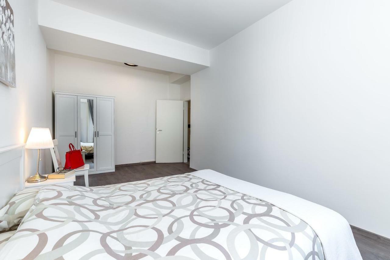 Apartment In *